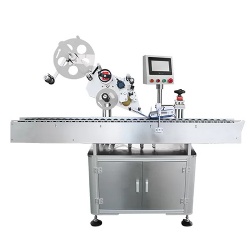 Vial labeling machine